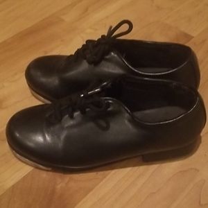 Black Tapp shoes